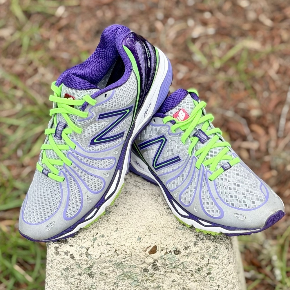 New Balance 890v3 Womens Size 7.5 W890SP3 Gray Purple Running Shoes Made In USA
